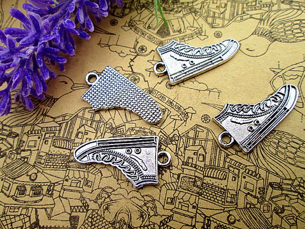 45pcs--running shoe charms, antique tibetan silver sports shoes charm pendants, sneakers, athletic shoes, canvas shoes 28x14mm, Bronze;silver
45pcs--running shoe charms, antique tibetan silver sports shoes charm pendants, sneakers, athletic shoes, canvas shoes 28x14mm, Bronze;silver
