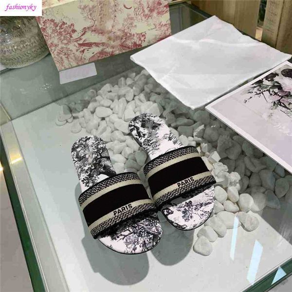 trendy bohemia women slippers fashion letter embroidery lady sandal, Black
trendy bohemia women slippers fashion letter embroidery lady sandal, Black