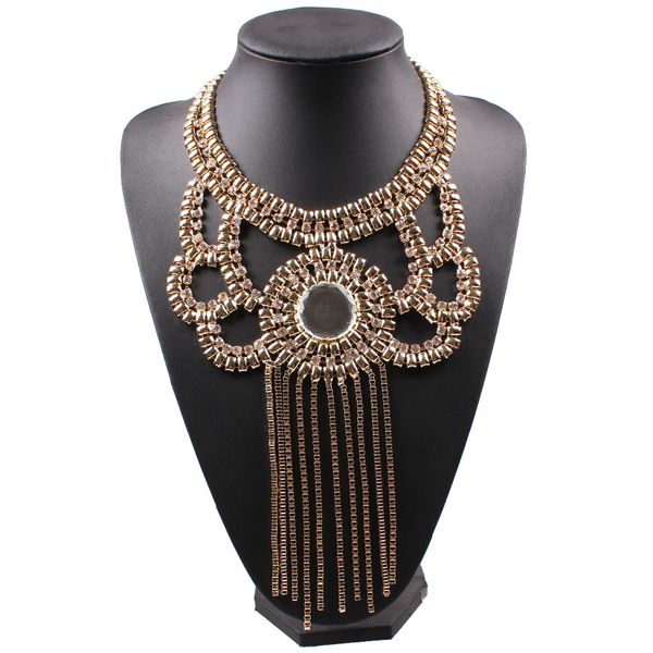 2019 нового прибытие дизайн мода сплав ожерелье большой коренастые себе кристалл кулон ожерелье choker воротник для женщин ювелирных изделий, Silver 
2019 нового прибытие дизайн мода сплав ожерелье большой коренастые себе кристалл кулон ожерелье choker воротник для женщин ювелирных изделий, Silver