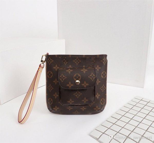 lovuitto luis vuiton partition pouch clutch bag monogram m51901 monogram size:19*19*5cm
lovuitto luis vuiton partition pouch clutch bag monogram m51901 monogram size:19*19*5cm