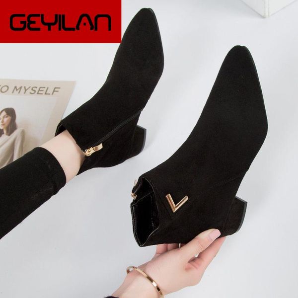 fashion women boots casual leather low high heels spring shoes woman pointed toe rubber ankle boots black red zapatos mujer
fashion women boots casual leather low high heels spring shoes woman pointed toe rubber ankle boots black red zapatos mujer
