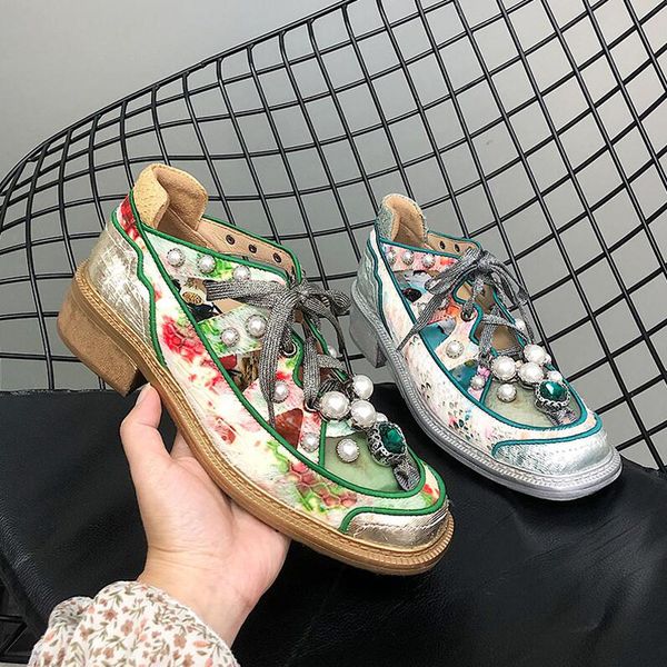 women retro elegant color stitching genuine leather breathable heels ladies hollow out shoes women botines mujer 2020, Black
women retro elegant color stitching genuine leather breathable heels ladies hollow out shoes women botines mujer 2020, Black