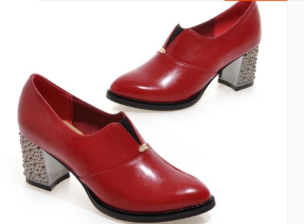 2018 women's shoes in spring and autumn with new style middle heel coarse heel pointed end, Black
2018 women's shoes in spring and autumn with new style middle heel coarse heel pointed end, Black