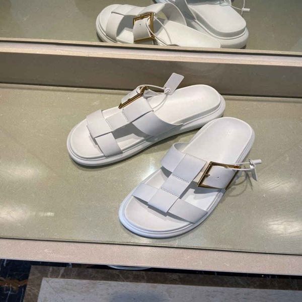 luxury designer shoes summer sandals round head unique fashion wild style, Red;white
luxury designer shoes summer sandals round head unique fashion wild style, Red;white
