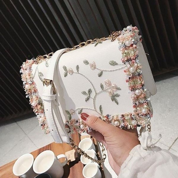 korean fashion embroidery crossbody bags ladies chain shoulder messenger bag women handbags small square bag
korean fashion embroidery crossbody bags ladies chain shoulder messenger bag women handbags small square bag