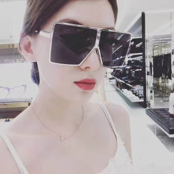 wholesale- 2020 fashion women brand deisnger popular full frame uv400 lens summer style big square frame come with case, White;black
wholesale- 2020 fashion women brand deisnger popular full frame uv400 lens summer style big square frame come with case, White;black