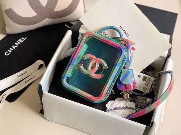 the see-through bag is another love at first sight style with a gradual change of pink ice cream color
the see-through bag is another love at first sight style with a gradual change of pink ice cream color