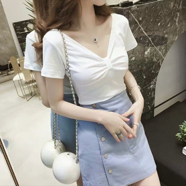 short-sleeved clothes t-shirt female ins stylish elegant style scheming niche design v-neck slim short pleated clothes, White
short-sleeved clothes t-shirt female ins stylish elegant style scheming niche design v-neck slim short pleated clothes, White