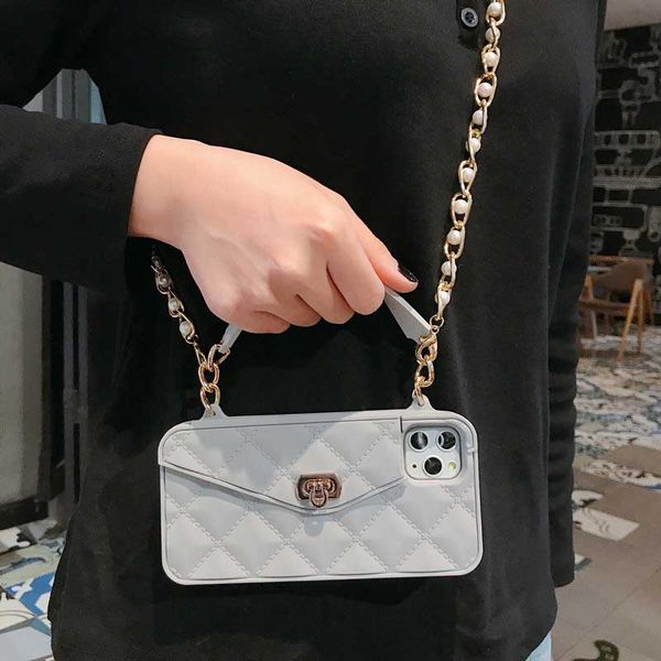 phone case for iphone 11 pro max with bead chain fashion handbag case for iphone11/11pro iphonexr xs xsmax 7p/8p 7/8 6p/6sp 6/6s wholesale
phone case for iphone 11 pro max with bead chain fashion handbag case for iphone11/11pro iphonexr xs xsmax 7p/8p 7/8 6p/6sp 6/6s wholesale