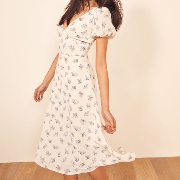 women casual summer dress flower print v-neck short-sleeved dress slim vestidos, Black;gray
women casual summer dress flower print v-neck short-sleeved dress slim vestidos, Black;gray