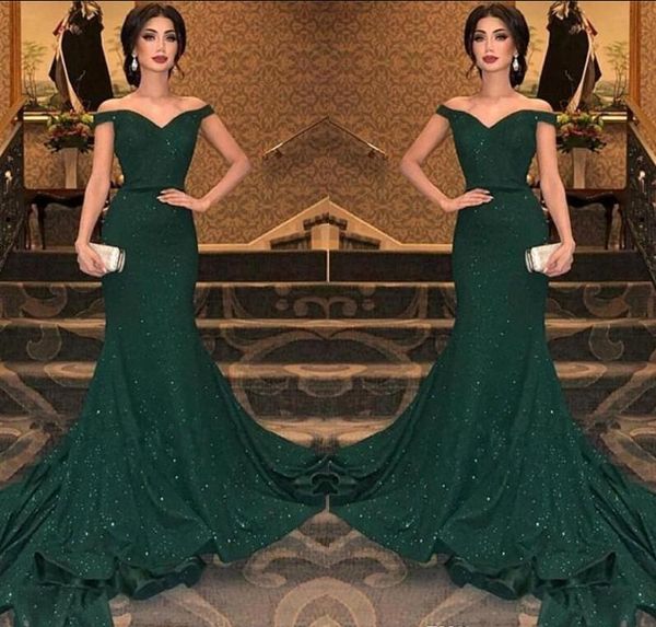 2019 arabic dark green sequined mermaid evening dresses v neck off the shoulder ruched floor length evening prom gowns party dress, Black;red
2019 arabic dark green sequined mermaid evening dresses v neck off the shoulder ruched floor length evening prom gowns party dress, Black;red