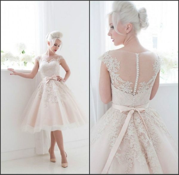 blush pink short wedding dresses a-line sheer short sleeve bateau lace ribbon bow party dress women bridal vestidos de novia plus size, White 
blush pink short wedding dresses a-line sheer short sleeve bateau lace ribbon bow party dress women bridal vestidos de novia plus size, White