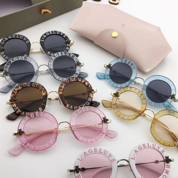 good quality lovely alphabet child sun glasses vintage round frame crystal baby bee kids sunglasses uv400 7 colors, White;black
good quality lovely alphabet child sun glasses vintage round frame crystal baby bee kids sunglasses uv400 7 colors, White;black