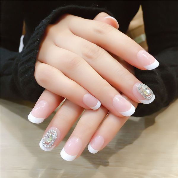 girls individuality rhinestone false nail women simple fashion fake nails diy french short acrylic nail art tips with glue 24pcs, Red;gold
girls individuality rhinestone false nail women simple fashion fake nails diy french short acrylic nail art tips with glue 24pcs, Red;gold