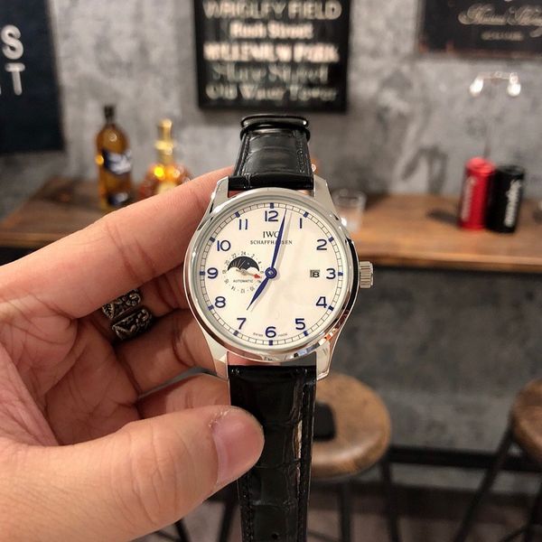 luxury man moonphase automatic watches 42mm 316l leather band automatic movement mineral glass 316l steel, White
luxury man moonphase automatic watches 42mm 316l leather band automatic movement mineral glass 316l steel, White