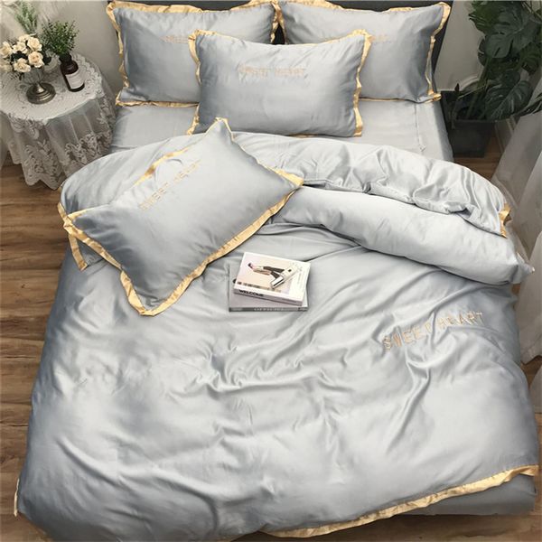 comforter bedding set bed white black duvet cover quilt cover brief bedclothes home textile bedding sets
comforter bedding set bed white black duvet cover quilt cover brief bedclothes home textile bedding sets
