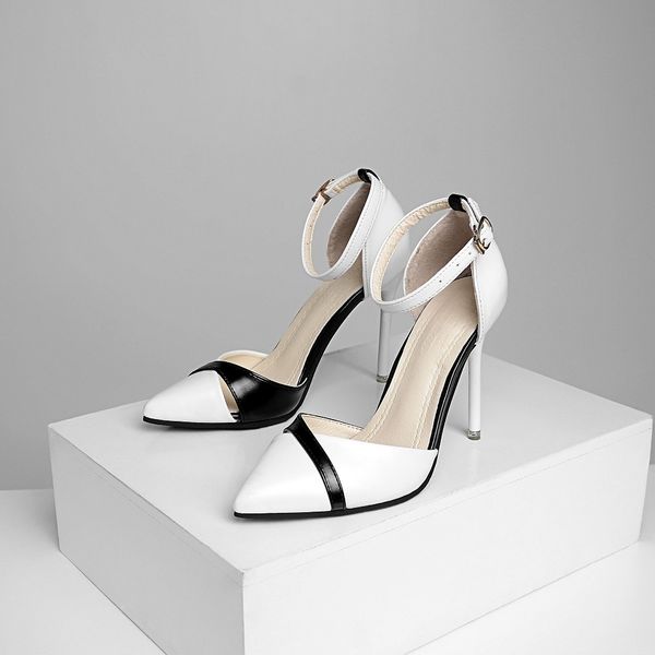 2018 new women's high heels korean version of baotou hollow stiletto sandals wild work single shoes, Black
2018 new women's high heels korean version of baotou hollow stiletto sandals wild work single shoes, Black