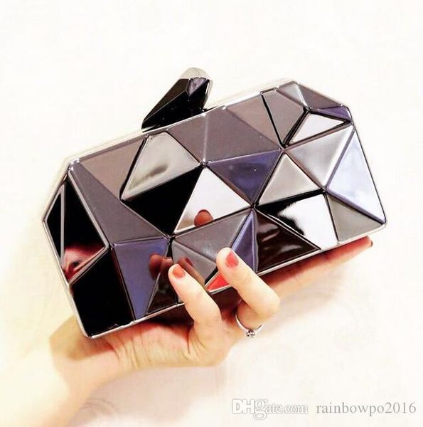 factory sales branded bag exquisite shiny metallic woman yanbao trend hand cool chain bag elegant all-match party dress clutch
factory sales branded bag exquisite shiny metallic woman yanbao trend hand cool chain bag elegant all-match party dress clutch