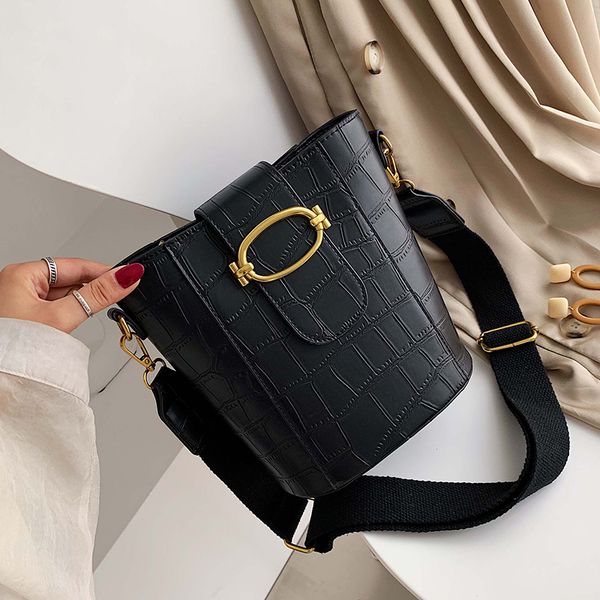 wide strap 2020 design alligator pu leather female bucket handbags lady's casual shoulder crossbody bags women's handbag
wide strap 2020 design alligator pu leather female bucket handbags lady's casual shoulder crossbody bags women's handbag