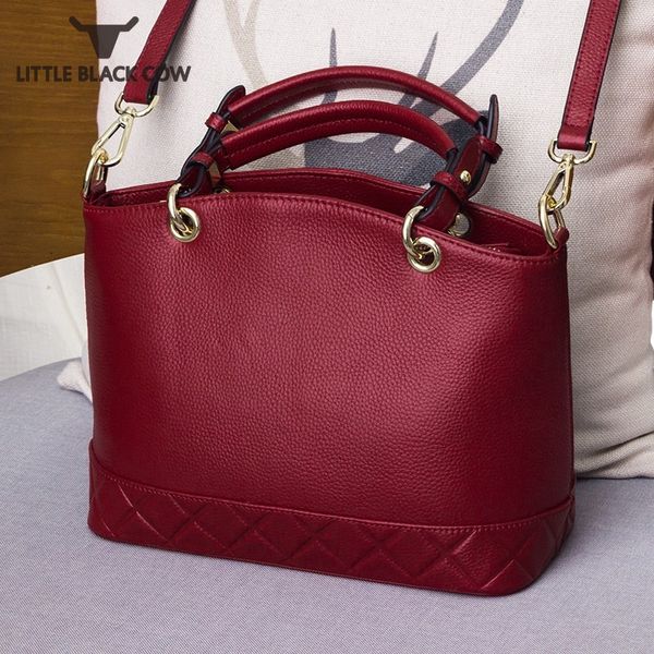 elegant office ladies shoulder tote handbag red black women genuine leather bag fashion splice plaid solid color crossbody bags
elegant office ladies shoulder tote handbag red black women genuine leather bag fashion splice plaid solid color crossbody bags