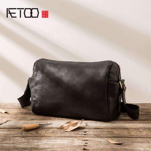 aetoo 2017 men's leather shoulder messenger bag retro handmade postman pack casual leather bag men's tide pack
aetoo 2017 men's leather shoulder messenger bag retro handmade postman pack casual leather bag men's tide pack