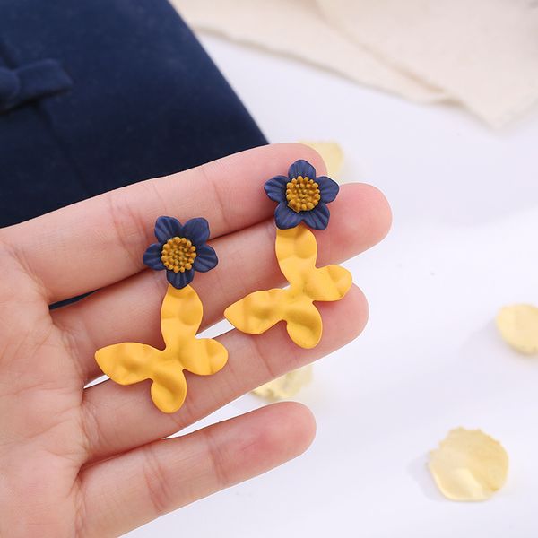 women earrings set elegant butterfly sunflower frosted multicolor pendant gold earring fashion girl party jewelry, Golden;silver
women earrings set elegant butterfly sunflower frosted multicolor pendant gold earring fashion girl party jewelry, Golden;silver