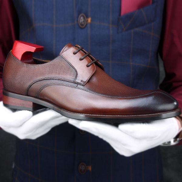 fashion genuine leather men's derby heels wedding prom oxfords pointed toe laces man formal dress office shoes for male hkn203, Black
fashion genuine leather men's derby heels wedding prom oxfords pointed toe laces man formal dress office shoes for male hkn203, Black