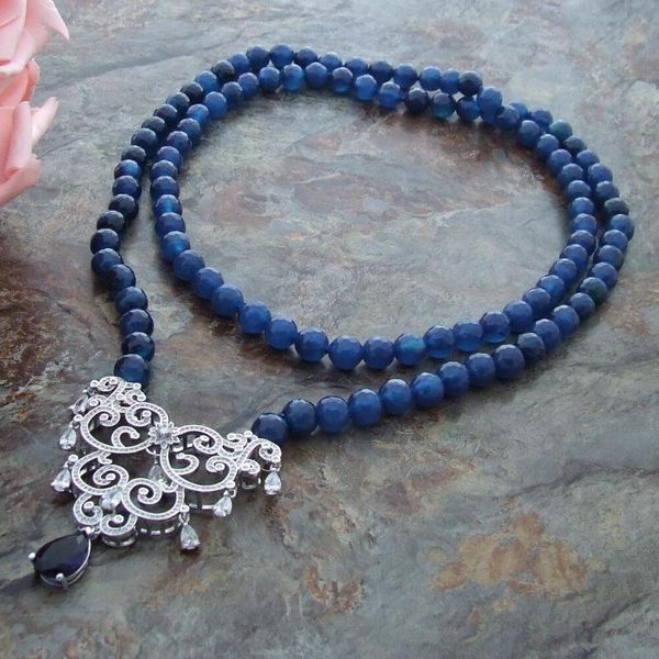 42''10mm blue or green round faceted agate necklace zircon pendant, Silver
42''10mm blue or green round faceted agate necklace zircon pendant, Silver