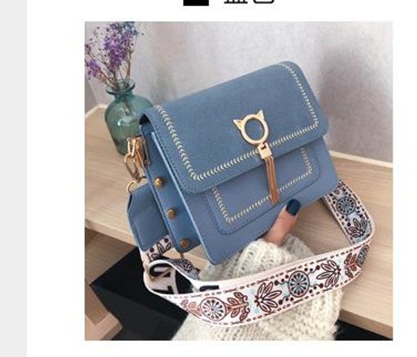 women's bag 2020 niche small bag ins advanced sense of foreign wild texture crossbody bag
women's bag 2020 niche small bag ins advanced sense of foreign wild texture crossbody bag