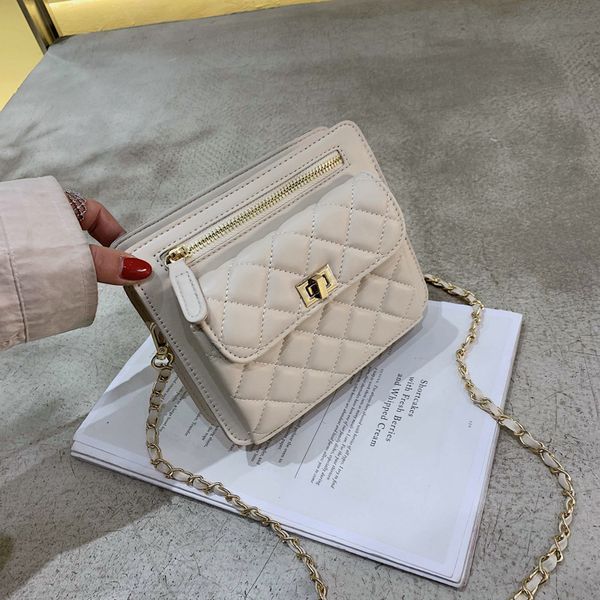 spring new retro rivet small square crossbody bag mini female handbag lock pu leather shoulder bag chain female
spring new retro rivet small square crossbody bag mini female handbag lock pu leather shoulder bag chain female