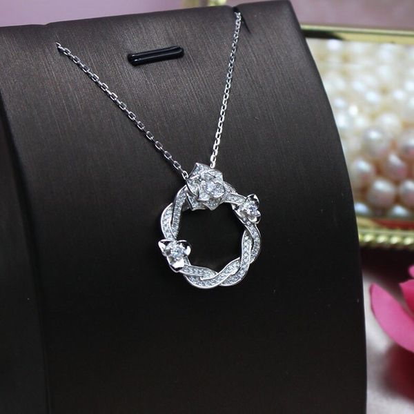 woman jewelry rose necklace high polished s925 silver flower pendant necklace for women love gift ing
woman jewelry rose necklace high polished s925 silver flower pendant necklace for women love gift ing