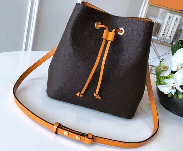 realfine888 5a m44021 26cm neonoe momogran canvas bucket bag,drawstring closure,with dust bag,dhl ing
realfine888 5a m44021 26cm neonoe momogran canvas bucket bag,drawstring closure,with dust bag,dhl ing