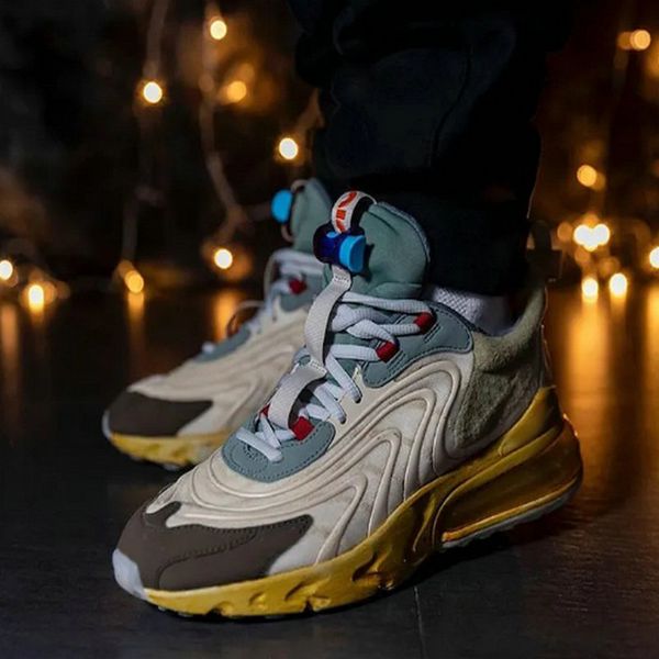 travis scotts 270 реагировать кактус трассы мужские кроссовки женские 270s кроссовки zapatos спорт кроссовки дез chaussures размер 36-45, White;red
travis scotts 270 реагировать кактус трассы мужские кроссовки женские 270s кроссовки zapatos спорт кроссовки дез chaussures размер 36-45, White;red