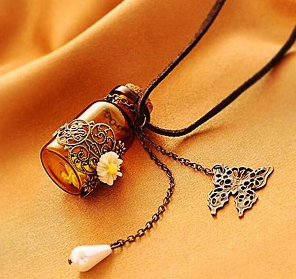 glass bottle aromatherapy essential oil diffuser necklace locket pendant jewelry gd153, Silver
glass bottle aromatherapy essential oil diffuser necklace locket pendant jewelry gd153, Silver