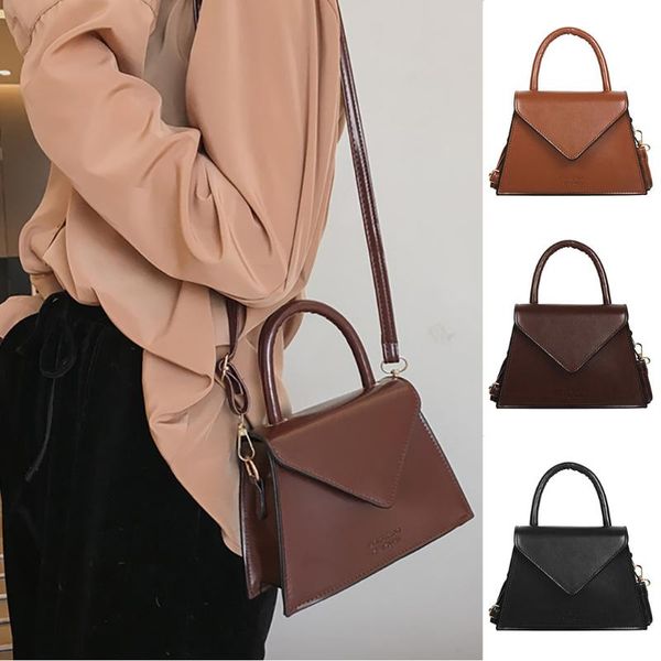 2020 shoulder bags women simple solid leather messenger hasp phone bag with button handbag street casual solid bolsa mujer new
2020 shoulder bags women simple solid leather messenger hasp phone bag with button handbag street casual solid bolsa mujer new