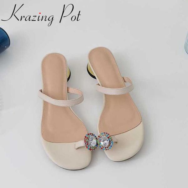 krazing pot new full grain leather flip flop women outside slipper rhinestone low heels gentlewomen daily wear summer pumps l0f1, Black
krazing pot new full grain leather flip flop women outside slipper rhinestone low heels gentlewomen daily wear summer pumps l0f1, Black