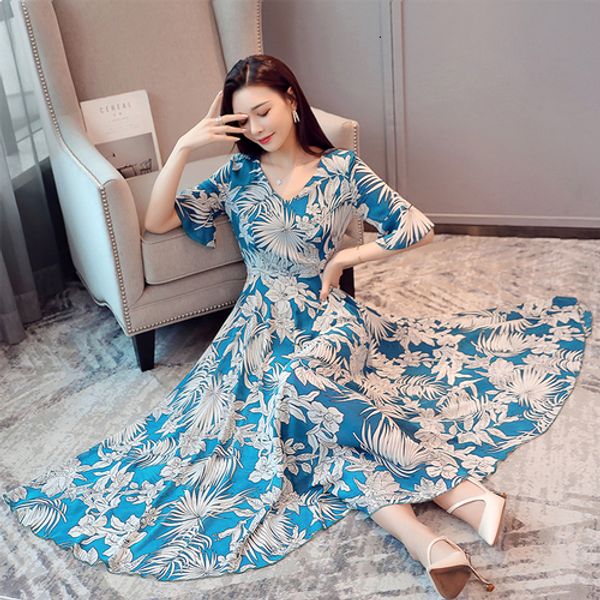 spring fashion printed chiffon women dress 2019 new style summer v-neck short sleeve beach female elegant temperament dresses, Black;gray
spring fashion printed chiffon women dress 2019 new style summer v-neck short sleeve beach female elegant temperament dresses, Black;gray