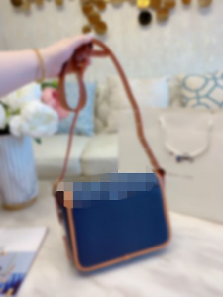 handbag women bag printed snake crocodile skin jelly bag tote python purse female crossbody shoulder satchel delivery
handbag women bag printed snake crocodile skin jelly bag tote python purse female crossbody shoulder satchel delivery