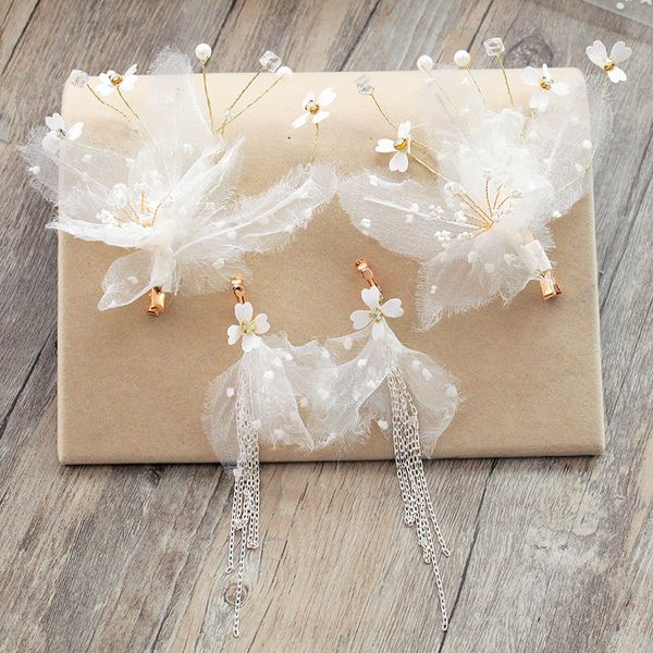 2019 white veil earrings bride headdress mori's pair hairpins earrings suit super immortal simple korean wedding headdress, Golden;white
2019 white veil earrings bride headdress mori's pair hairpins earrings suit super immortal simple korean wedding headdress, Golden;white