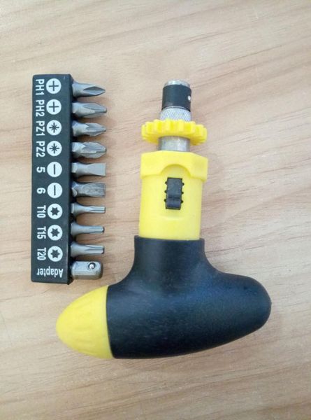 mini ratchet wheel umbrella handle ratchet screwdriver combined tool 10 pc bit ad small multi-purpose multi-functional
mini ratchet wheel umbrella handle ratchet screwdriver combined tool 10 pc bit ad small multi-purpose multi-functional