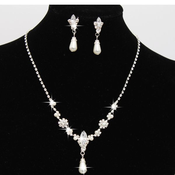 bridal super glamor wedding faux pearls rhinestone earrings necklacejewelry set, Silver
bridal super glamor wedding faux pearls rhinestone earrings necklacejewelry set, Silver