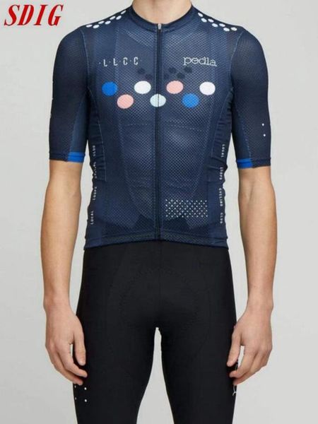 genuine 19d gel pad bib shorts set 2020 team racing pedla cycling clothing mesh sleeves cycling jersey aero speed bicycle, Black;blue
genuine 19d gel pad bib shorts set 2020 team racing pedla cycling clothing mesh sleeves cycling jersey aero speed bicycle, Black;blue
