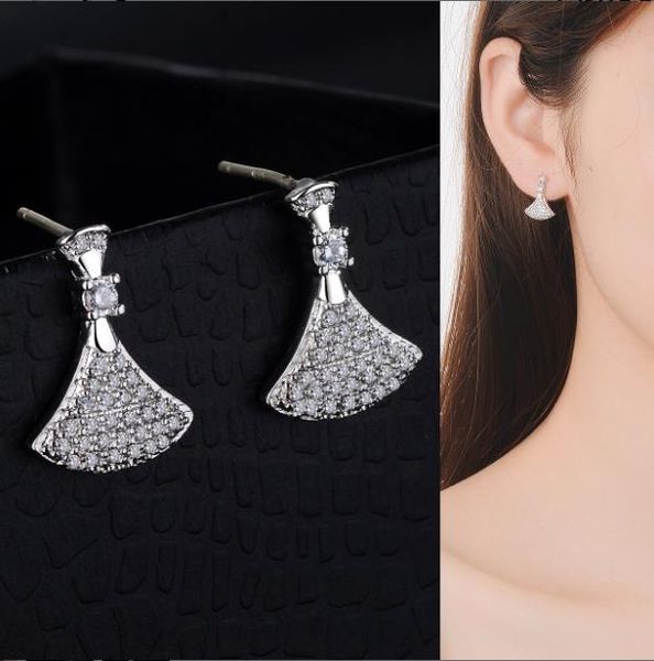 s925 pure silver needle earrings creative small skirt earrings korean style female earrings, Golden;silver
s925 pure silver needle earrings creative small skirt earrings korean style female earrings, Golden;silver