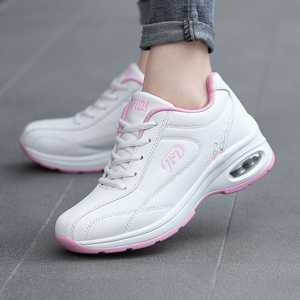 pu leather running shoes women soft air cushioning sneakers white black damping non slip ladies trainers basket walking sports y200612
pu leather running shoes women soft air cushioning sneakers white black damping non slip ladies trainers basket walking sports y200612