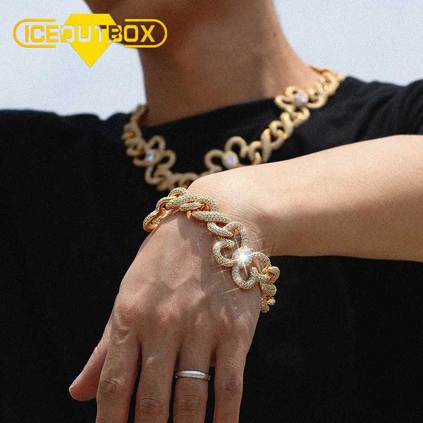 micro paved miami cuban chain personality design full of rhinestone for women men's hip hop big cz bling party jewlery, Silver
micro paved miami cuban chain personality design full of rhinestone for women men's hip hop big cz bling party jewlery, Silver