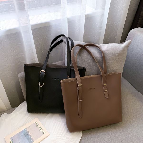 luxury handbags women bags designer large capacity women leather handbag solid color shoulder bag casual tote bag for woman 2020 
luxury handbags women bags designer large capacity women leather handbag solid color shoulder bag casual tote bag for woman 2020