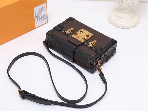 handbags crossbody women tote classic style shoulder box bag sale bags purse shape designer messenger fmbhq, Red;black
handbags crossbody women tote classic style shoulder box bag sale bags purse shape designer messenger fmbhq, Red;black