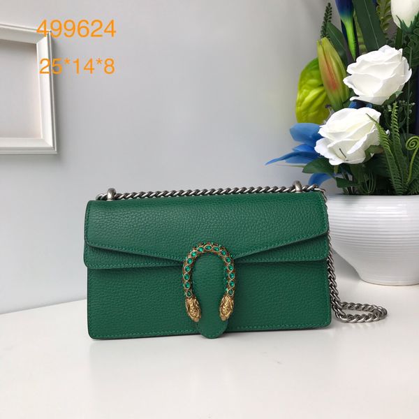 classic fashion retro single shoulder diagonal trend chain bag advanced sense diagonal span bag 25*14*8cm q034-2 leads the fashion front
classic fashion retro single shoulder diagonal trend chain bag advanced sense diagonal span bag 25*14*8cm q034-2 leads the fashion front