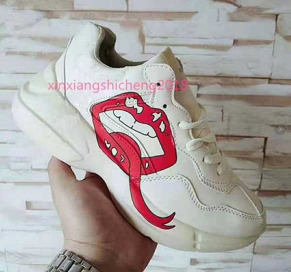 2019 rhyton de igner neaker loafer fa hion luxuriou men women low cut ca ual port hoe outdoor zapatilla runner hoe 36 44
2019 rhyton de igner neaker loafer fa hion luxuriou men women low cut ca ual port hoe outdoor zapatilla runner hoe 36 44