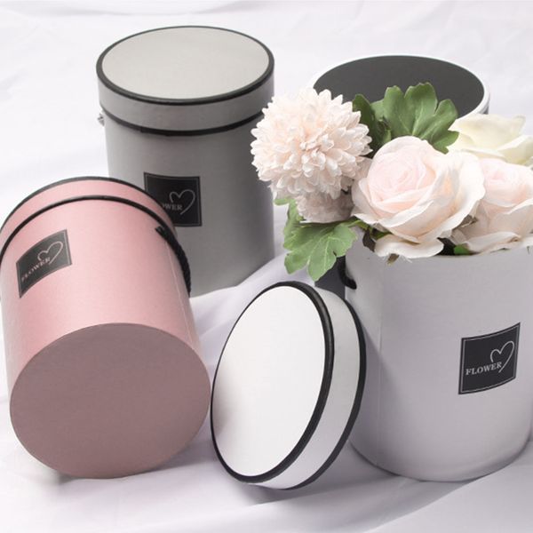 round box ladies presents box handheld flowers bouquet paper packing case lid hug bucket flower florist gift storage boxes
round box ladies presents box handheld flowers bouquet paper packing case lid hug bucket flower florist gift storage boxes
